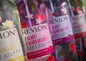 Revlon Naté Natural’s presento su nueva imagen