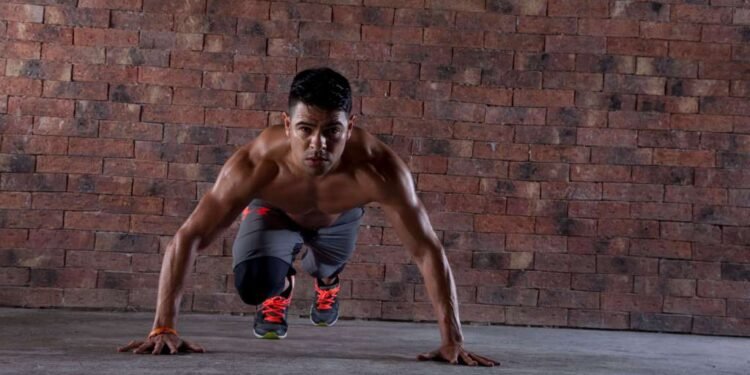 Rutinas básicas para comenzar el año de manera fitness