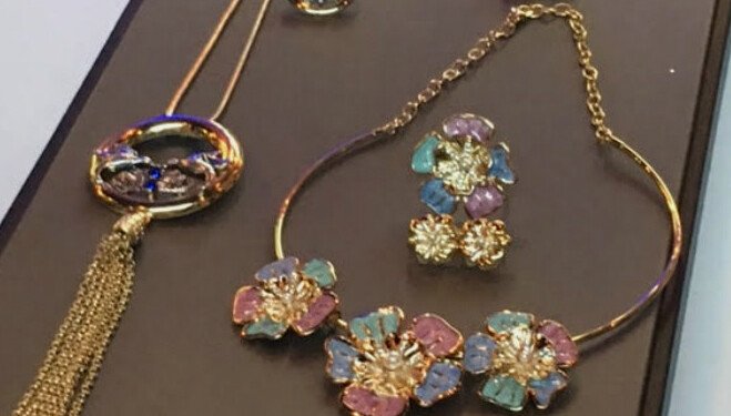 La firma española Cristian Lay lanza colección inspirada en Frida Kahlo