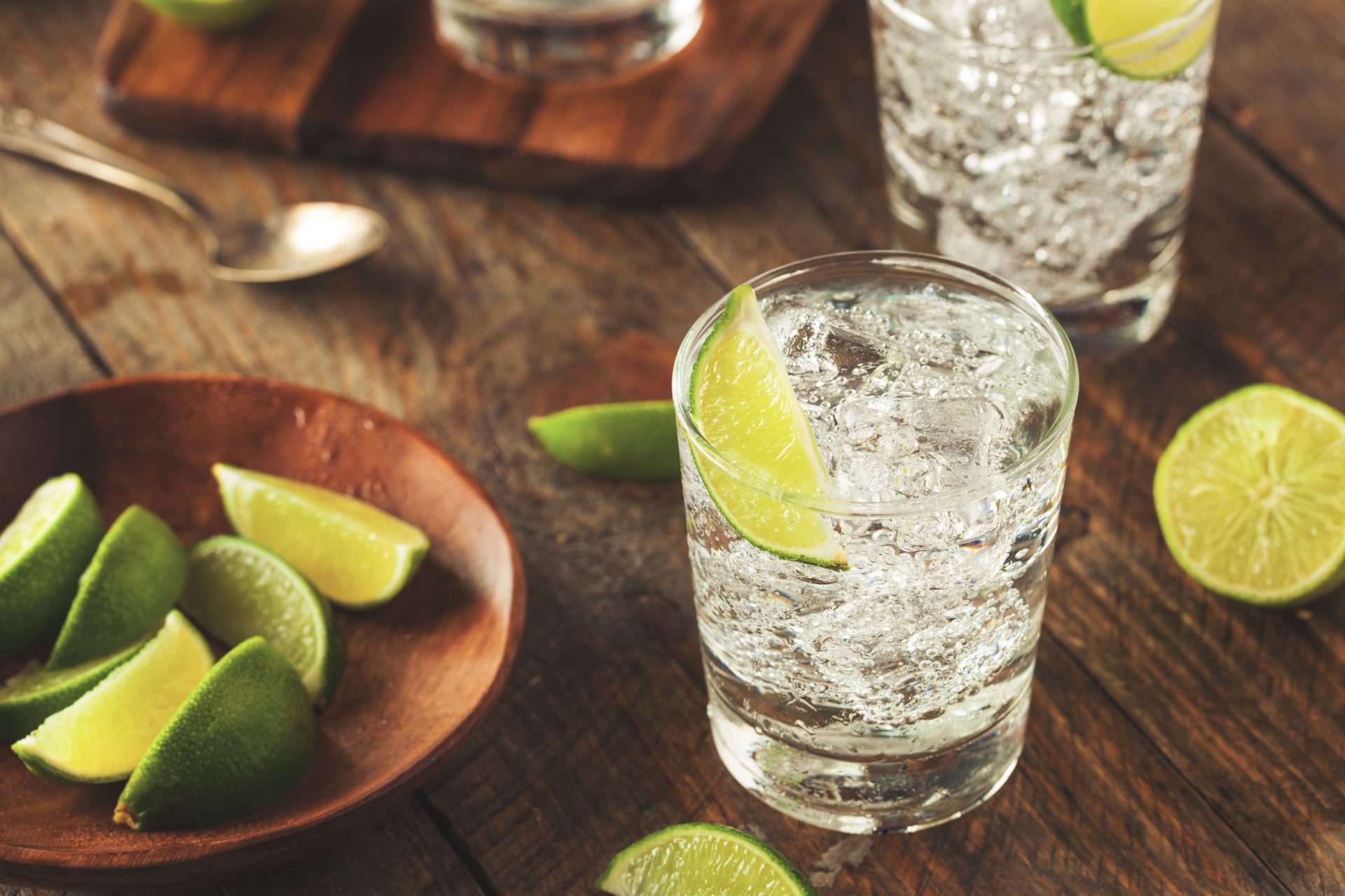 Celebra el Día de la Ginebra con ginger beer, el mixer de moda en coctelería