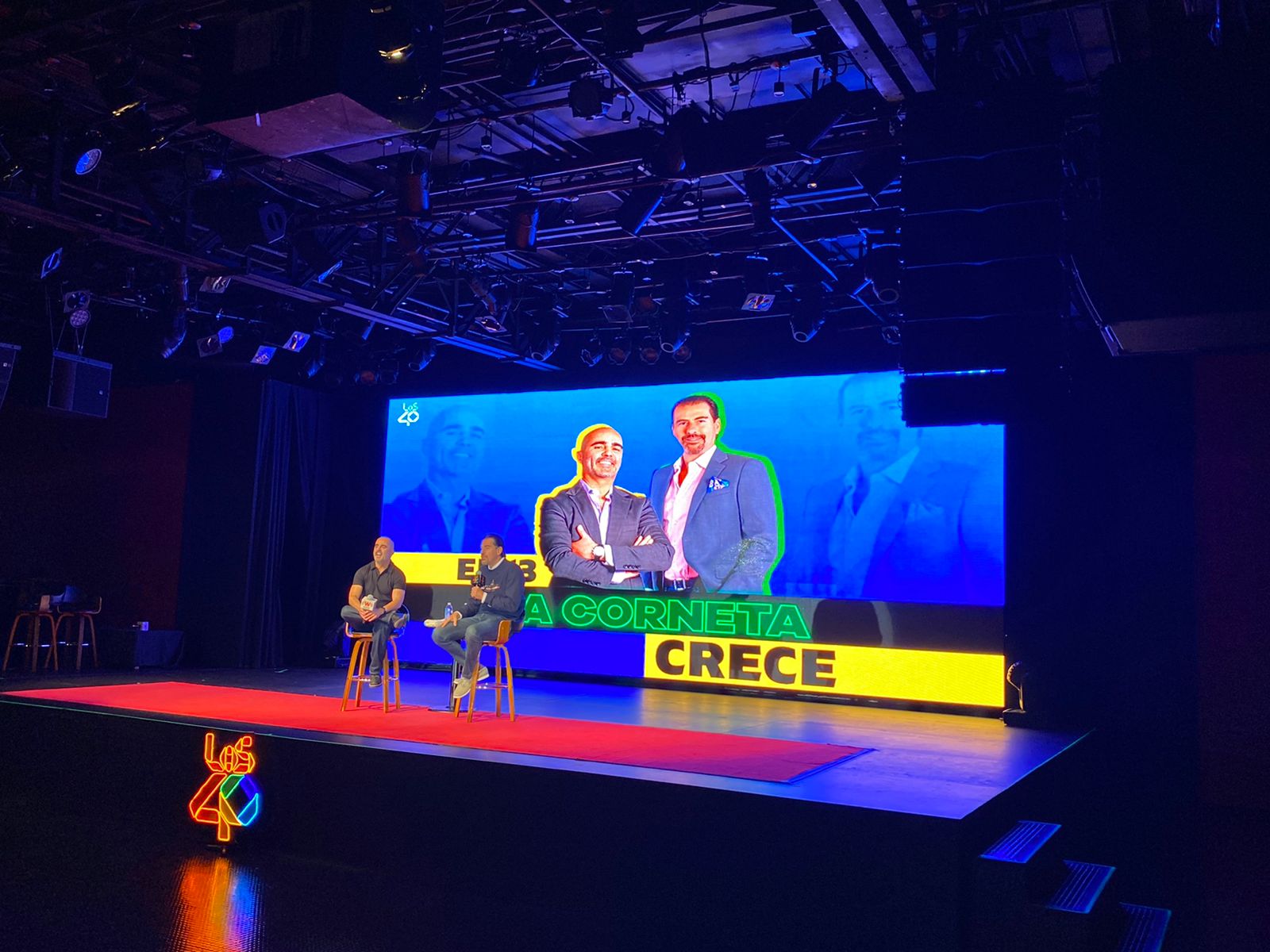 La Corneta, el programa líder de radio, inicia transmisiones en los Estados Unidos