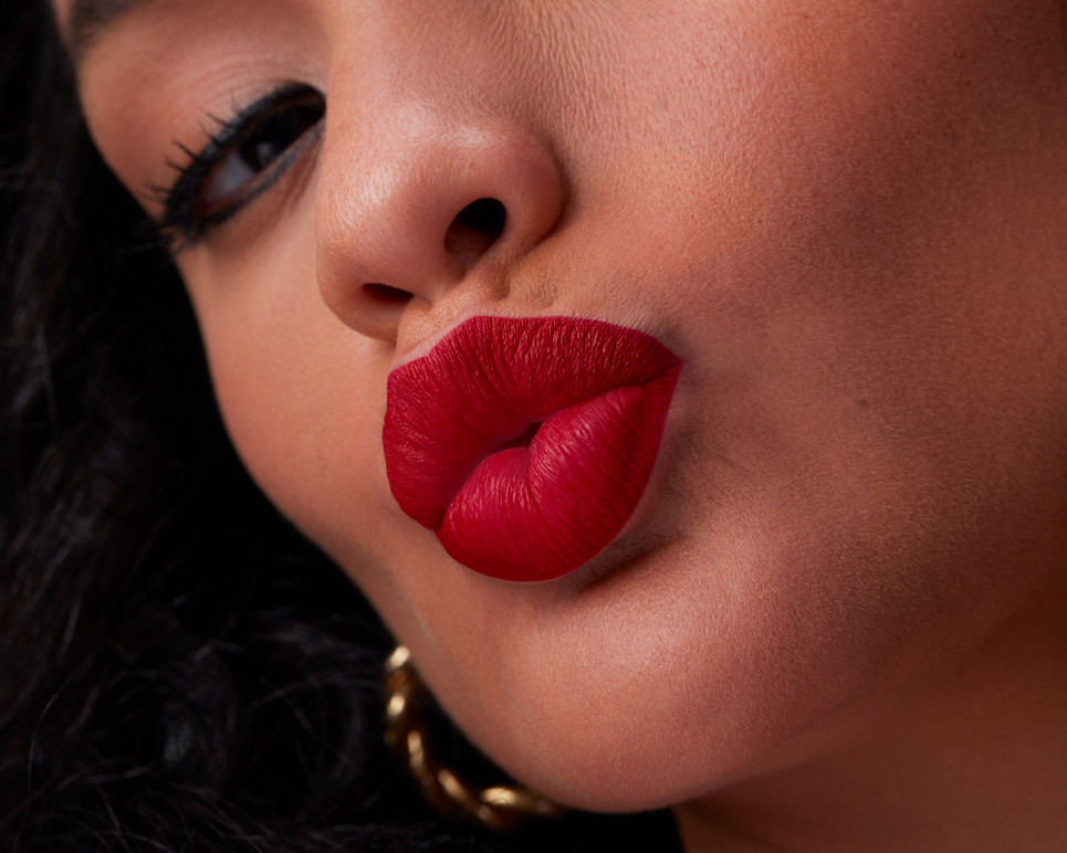 ¡Día Internacional del Beso! Prepara tus labios para un beso inolvidable