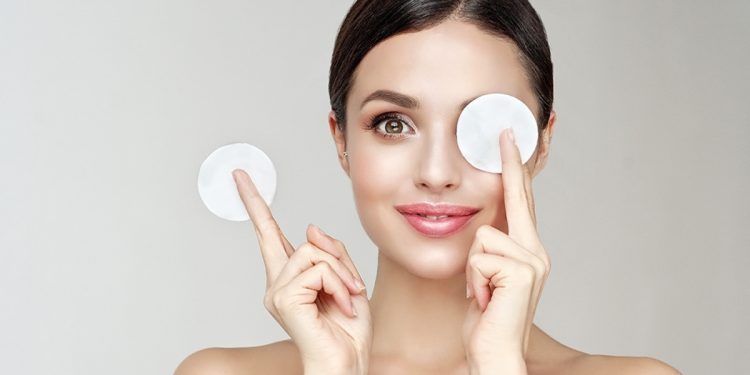 Cumple tus propósitos de cuidado facial con las sugerencias de los expertos