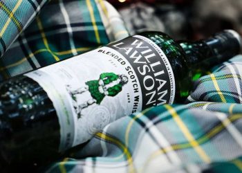 Sí, ¡el whisky también se toma caliente! Aprende a preparar cócteles calientitos para esta temporada de fiestas