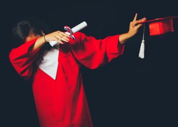 Descubre las carreras mejor pagadas en 2025 y cómo prepararte para estudiarlas exitosamente