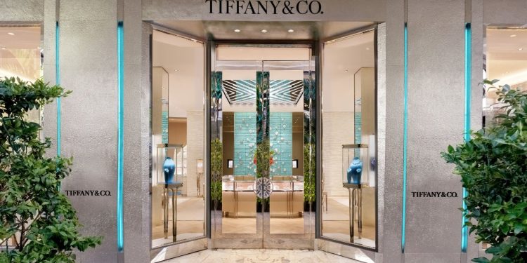 Tiffany & Co. celebra la apertura de su nueva tienda en Bal Harbour Shops con una exclusiva alianza para desayunar entre diamantes