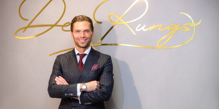 Apertura de la nueva Clínica del Dr. de Rungs