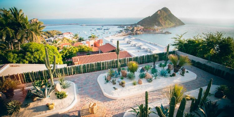 De la aventura a un cóctel en la playa: Viaja sin dejar huella