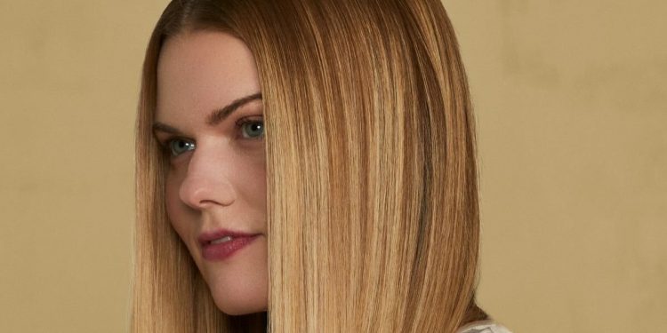 ¡Celebra la temporada de renovación con la Alaciadora Digital Lavander Collection de Hot Tools!