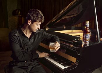 Charles Leclerc y Chivas Regal alcanzan la nota perfecta en su nueva colaboración global