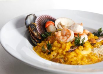 Tres maneras irresistibles de preparar risotto con mariscos