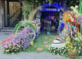 Converse sembrando creatividad con arte y flores en Polanco
