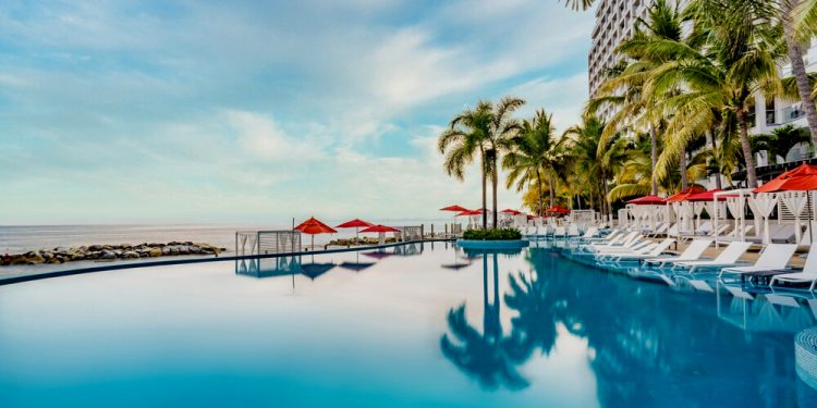 Celebrando el 107 aniversario de Puerto Vallarta, un destino turístico en auge: Seis razones imprescindibles para visitarlo