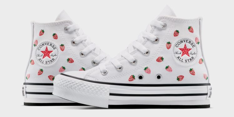 Celebra con pasos grandes y pequeños al estilo Converse
