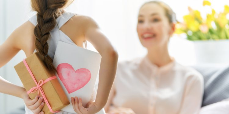 ¿Aún no tienes regalo para tú mamá? Descubre estas opciones únicas y accesibles