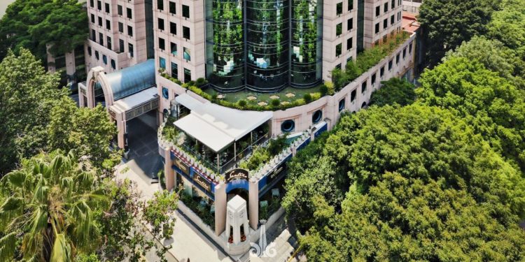 Ven a consentir a tu mamá en su día en el Hotel Marquis Reforma