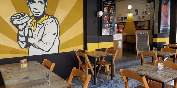 ¡Descubre el sabor que está conquistando la ciudad! Hot dog Ramírez te invita a vivir una experiencia única de sabor