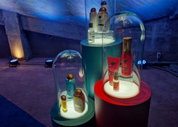 Llega a México la tecnología de OGX® Bond Protein Repair en una noche de negro y dorado