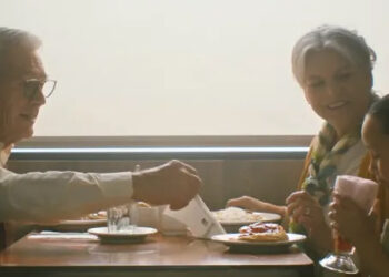 Bisquets Obregón ofrece 11% de descuento a personas con tarjeta INAPAM