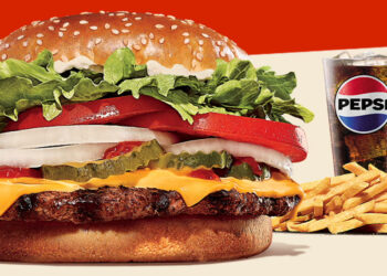 WHOPPER® con queso, el favorito de Burger King, se incorpora a los Combos del Rey por $99
