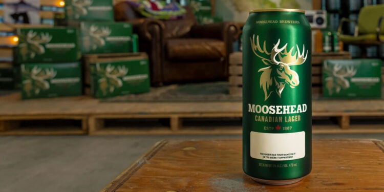 Soriana celebra el regreso de la icónica cerveza canadiense Moosehead a sus tiendas