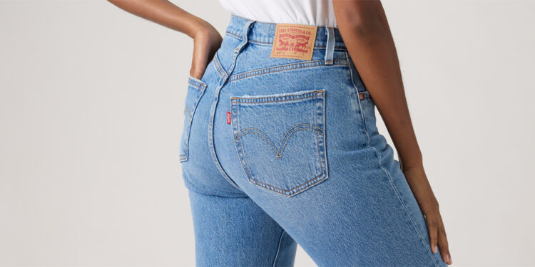 La marca Levi’s® presenta el 501® Curve | Un ícono reinventado para cuerpos con curvas