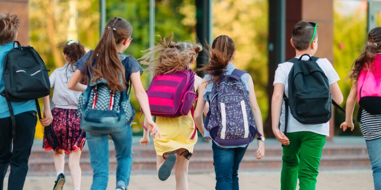Tres audífonos Panasonic para estudiar, concentrarse y disfrutar este regreso a clases