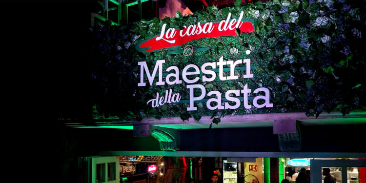 Italianni’s celebra el Día Mundial de la Pasta con «Maestri della Pasta»: Homenaje a la tradición y el sabor italiano