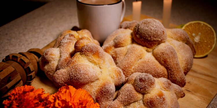 ¿Cerveza con pan de muerto? Un gustito chilango que Falling Piano hace posible