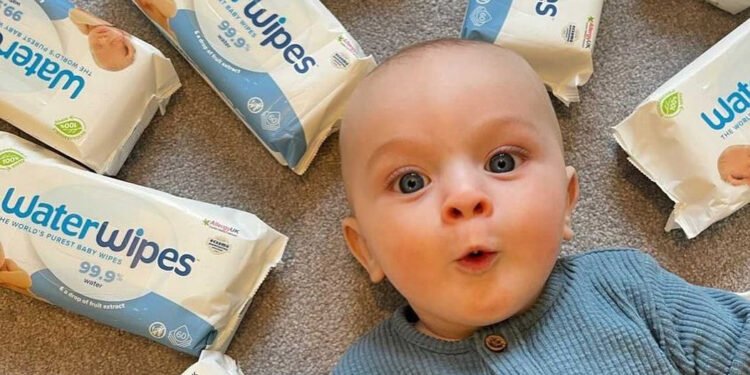 La ciencia detrás de WaterWipes: Las toallitas más puras del mundo para pieles sensibles