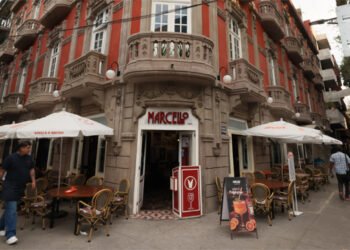 Marcello, el spot imperdible de la Roma para celebrar las fiestas de fin de año