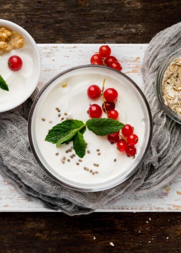 Por qué el yoghurt es protagonista en la nueva conversación sobre salud intestinal