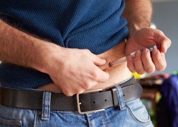 Importante no reutilizar agujas y jeringas en la aplicación de insulina