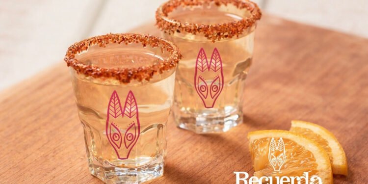 Febrero se brinda en compañía: Mezcal El Recuerdo, el sabor de celebrar juntos