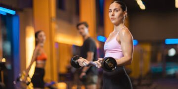 Entrenamiento de fuerza: el hábito que protege la salud y la autonomía de las mujeres a lo largo de la vida