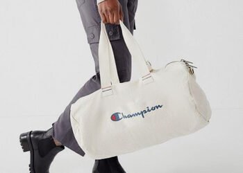 Las duffle bags de Champion que combinan estilo, resistencia y practicidad