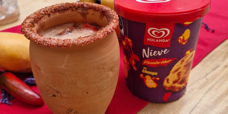 Nieve de Mango Flamin’ Hot lo picante nunca fue tan refrescante de Helados Holanda