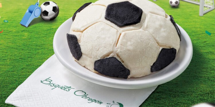 De la cancha a la mesa: Lanza Bisquets Obregón «Concha Balón» y flautas especiales