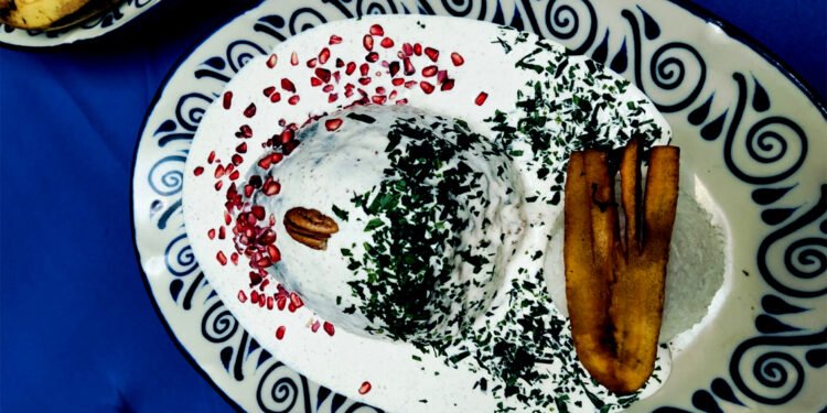 La Poblanita de Tacubaya® el Mejor Chile en Nogada del Mundo