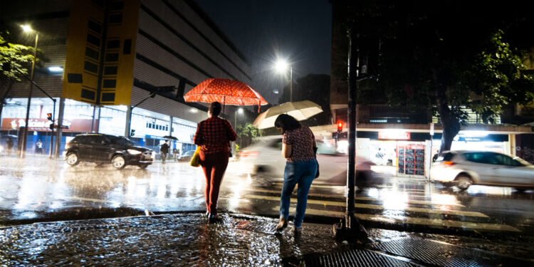 Preparar la luz antes de que llegue la tormenta
