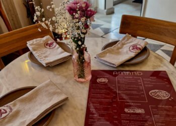 Amand Delicatessen el concepto de estilo «deli» francés en la Roma Sur
