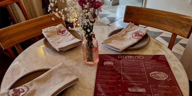 Amand Delicatessen el concepto de estilo «deli» francés en la Roma Sur