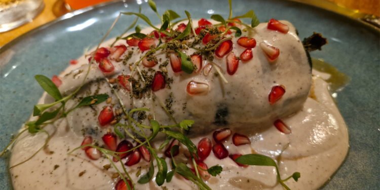 ENNÉA celebra al Chile en Nogada con el espíritu del Mediterráneo