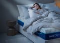 El hábito nocturno que interfiere con tu descanso