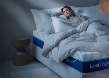 El hábito nocturno que interfiere con tu descanso