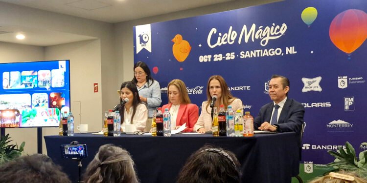 Impulsa Nuevo León la proyección turística de Santiago con Cielo Mágico 2026
