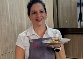 ELGOURMET presenta Simplemente Pía, la serie que celebra menos perfección, más autenticidad; y más ganas de disfrutar