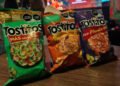 ¿Te imaginas ir a un plan improvisado y terminar haciendo stand-up? Así se vive el #LentramosATodo de Tostitos®