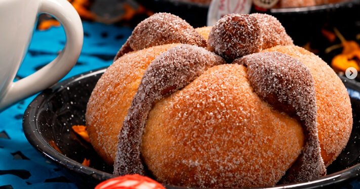 Peltre Lonchería presento su temporada de Pan de Muerto en la sucursal Nápoles